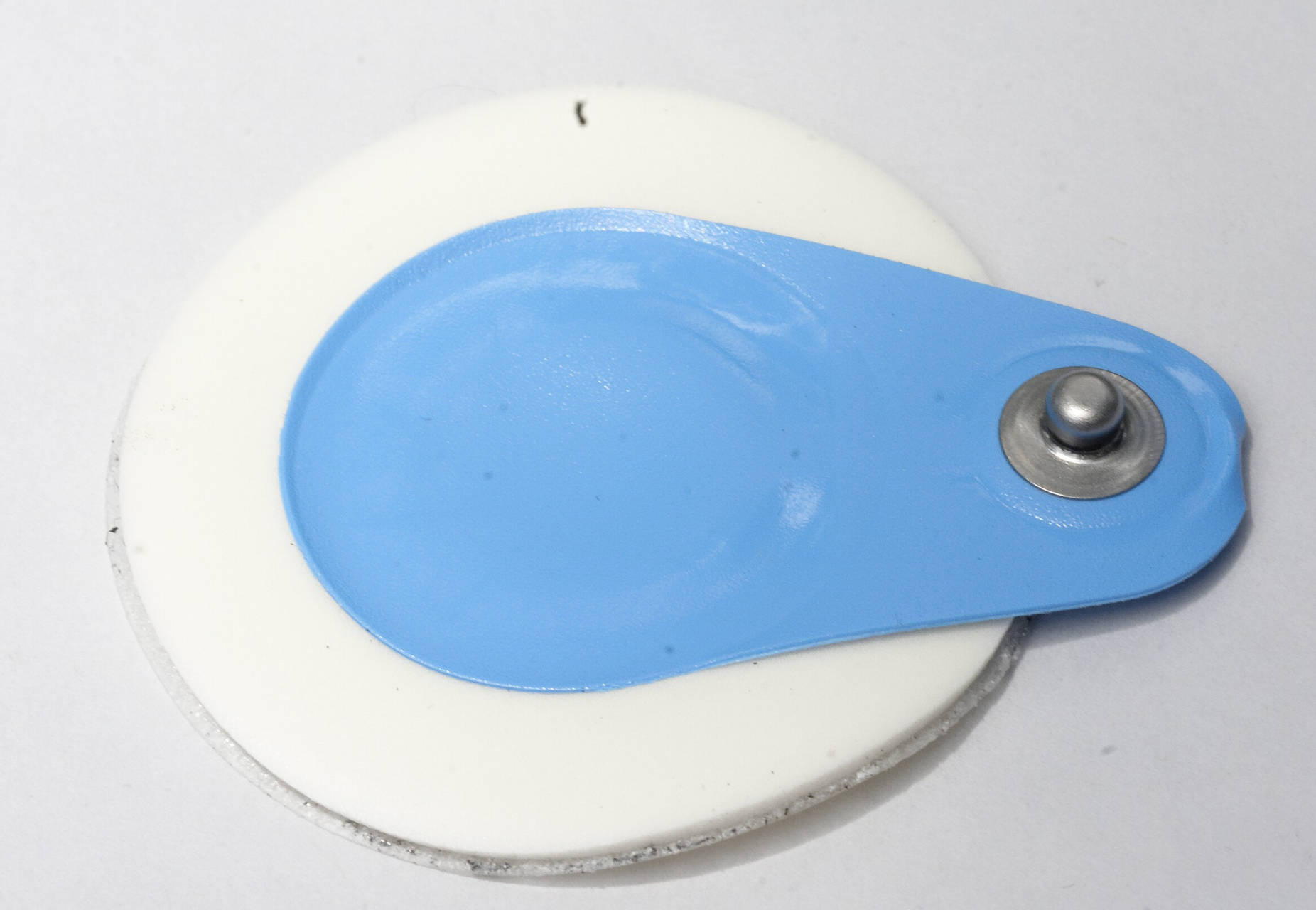 Understanding the EKG Electrode: Anatomy and Function in Cardiac Monitoring